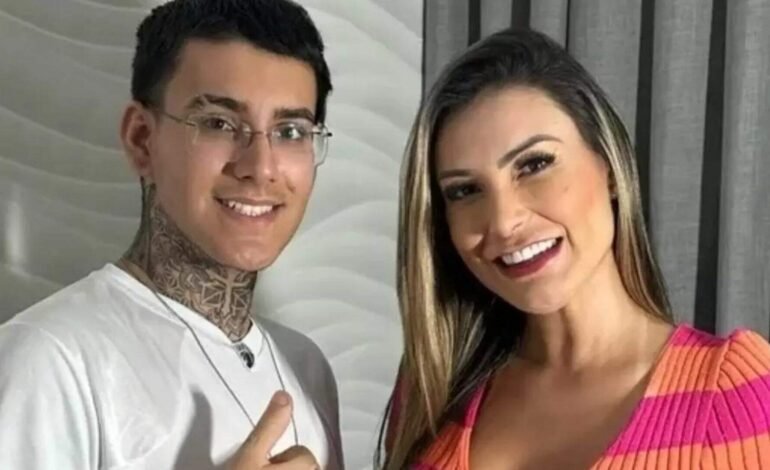 Filho de Andressa Urach solta o verbo após a mãe ser criticada por cortar a língua ao meio - Metropolitana FM