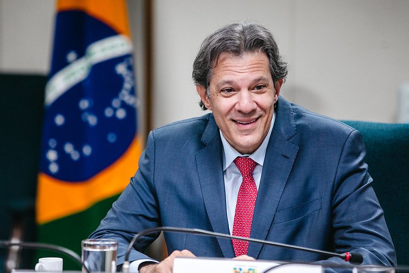 Haddad diz que exportação pode ser “carro-chefe” de ciclo econômico de crescimento