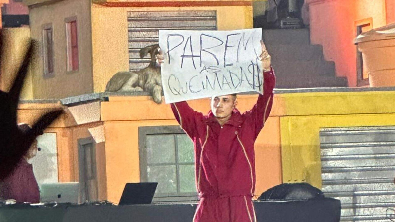 Rock in Rio 2024: MC Hariel faz protesto contra queimadas no palco ‘Espaço Favela’