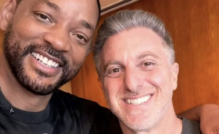 Will Smith e Luciano Huck recriam foto que tiraram juntos há 10 anos