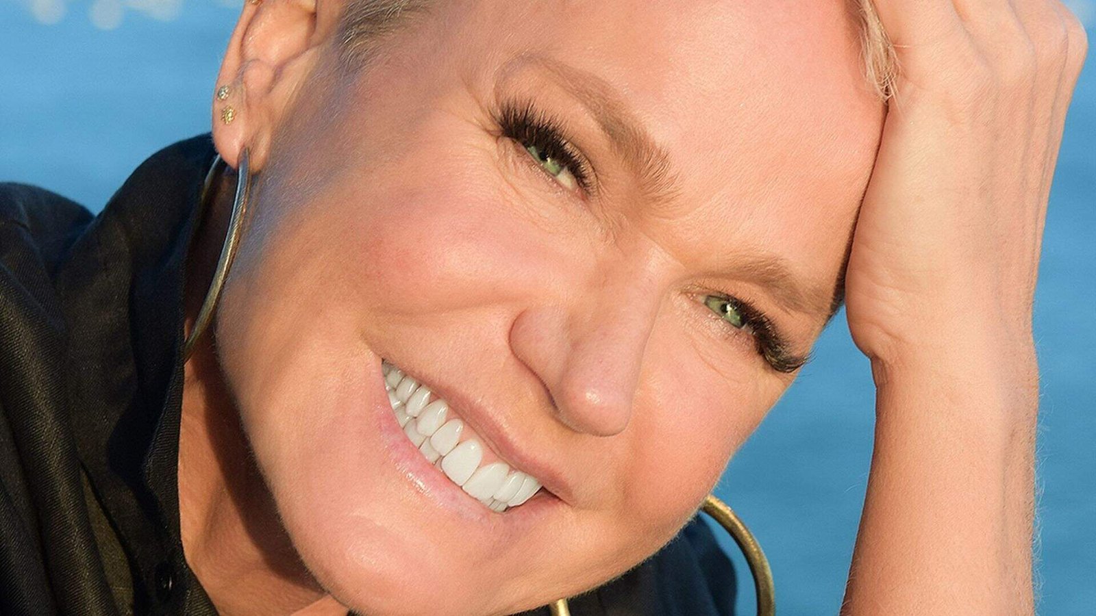 Ela está de volta! Xuxa confirma retorno à Globo com novo quadro no ‘Fantástico’