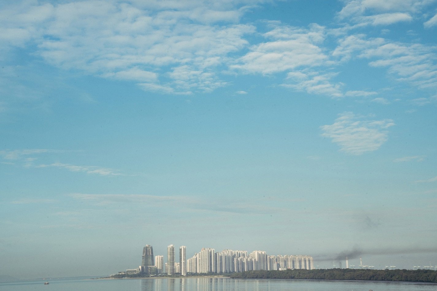 Como um megaprojeto chinês de R$ 570 bi virou uma “cidade fantasma” na Malásia