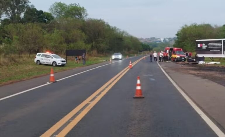 Acidente na Rodovia SP-321 em Itajobi (SP) deixa dois mortos