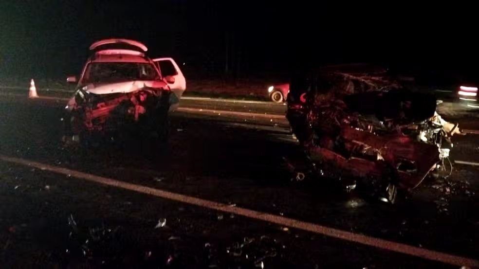 Colisão múltipla deixa 16 feridos na Rodovia Assis Chateaubriand em Olímpia (SP)