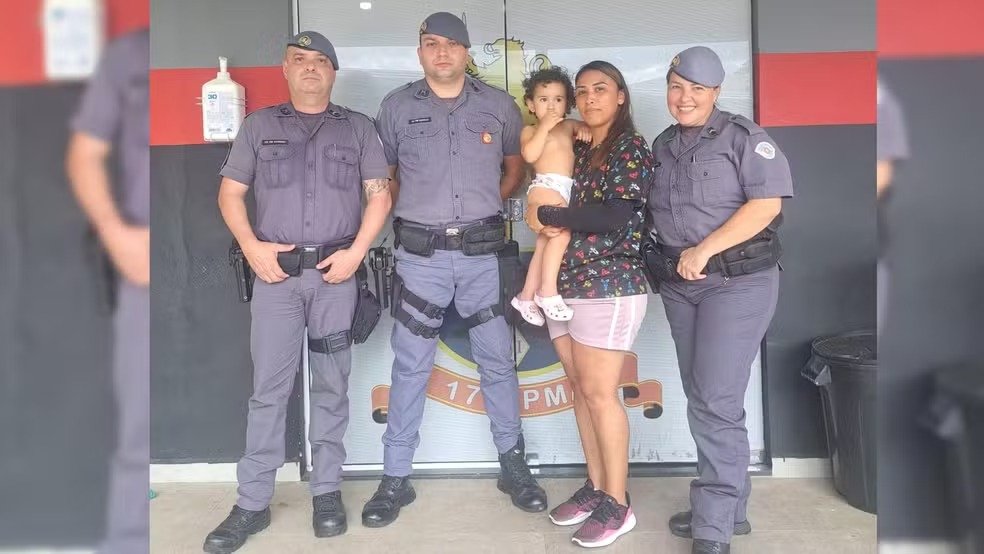 Policiais salvam criança de dois anos engasgada em São José do Rio Preto (SP)