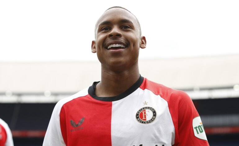 Igor Paixão é destaque do Feyenoord.