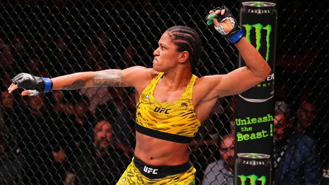 Gabriella Fernandes finalizou Wang Cong no UFC China. Foto: Divulgação/UFC